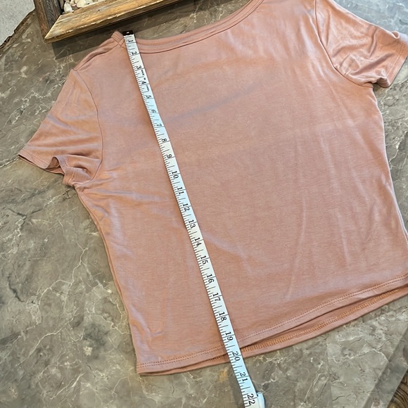 Keyhole top - Picture 4 of 6